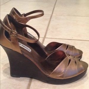 Steve Madden Bronze leather Wooden Wedges SZ 8.5"